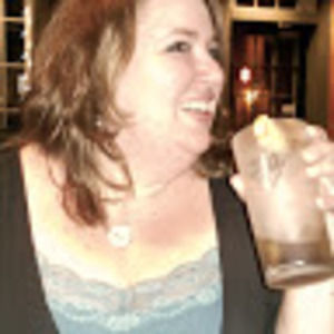 Meet your Posher, Suzanne